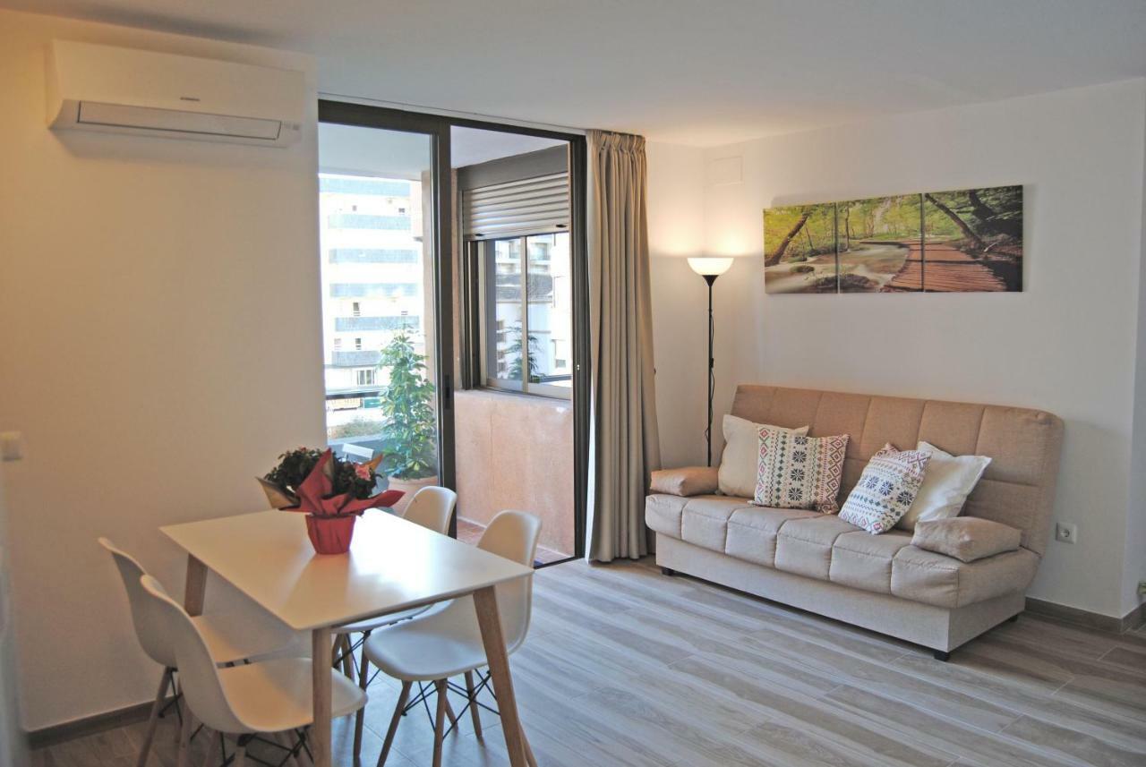 Appartement Recently Refurbished With Sea Views.