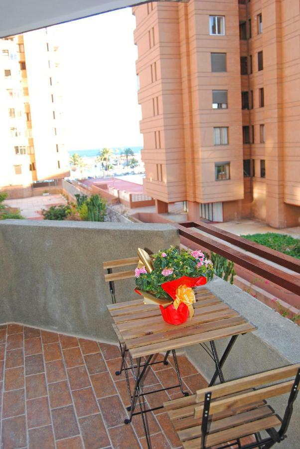 Recently Refurbished With Sea Views. *